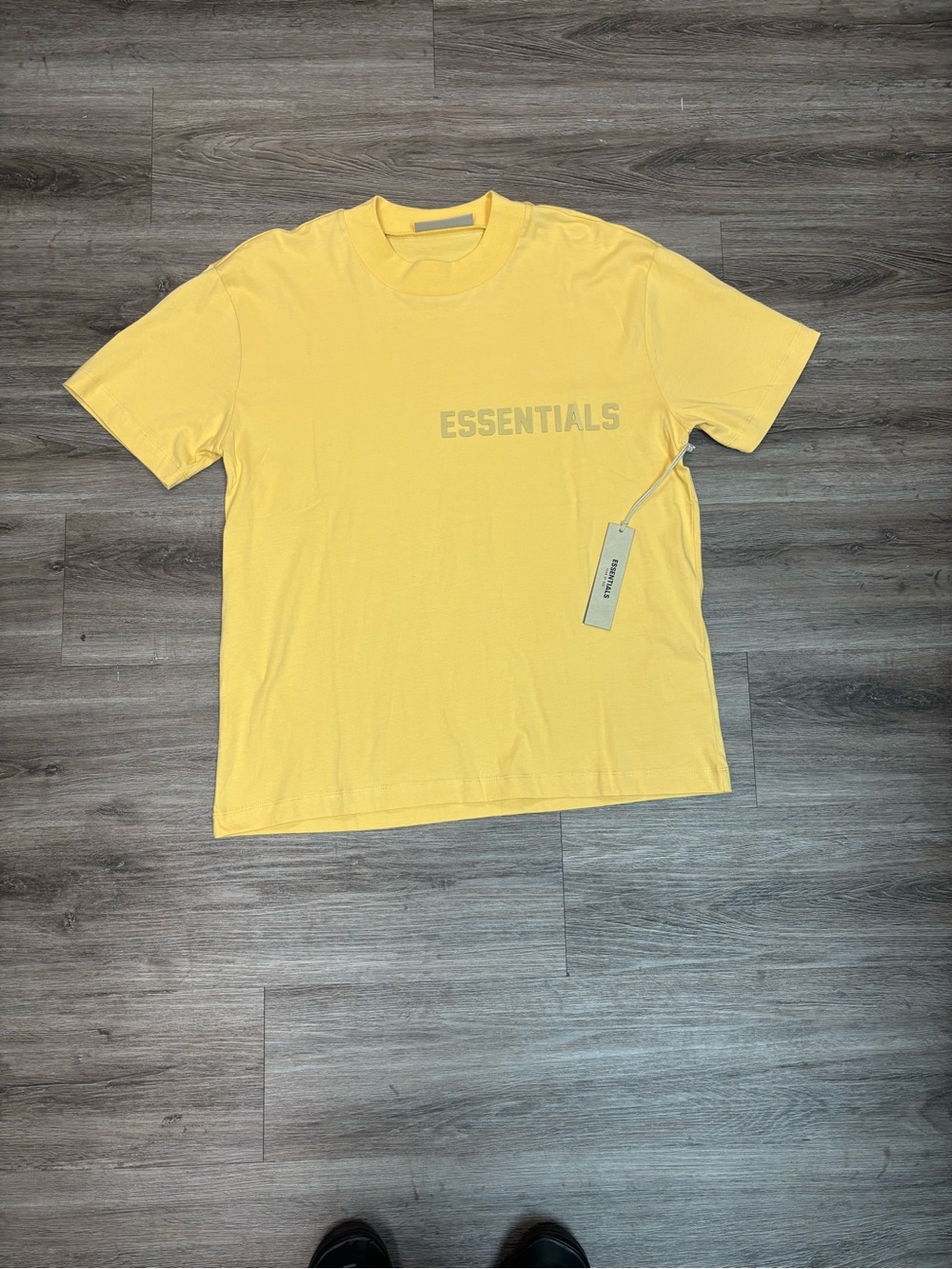 SS23 fear of god essentials Light Tuscan tee